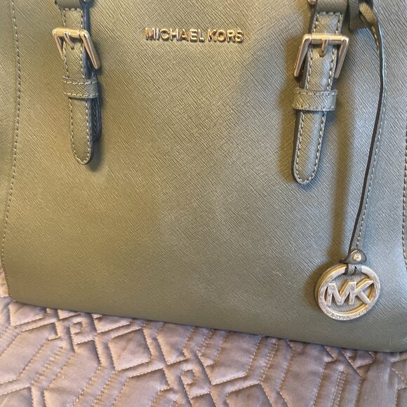 MICHAEL KORS  large SAGE green SATCHEL FREE shipping - Picture 4 of 12
